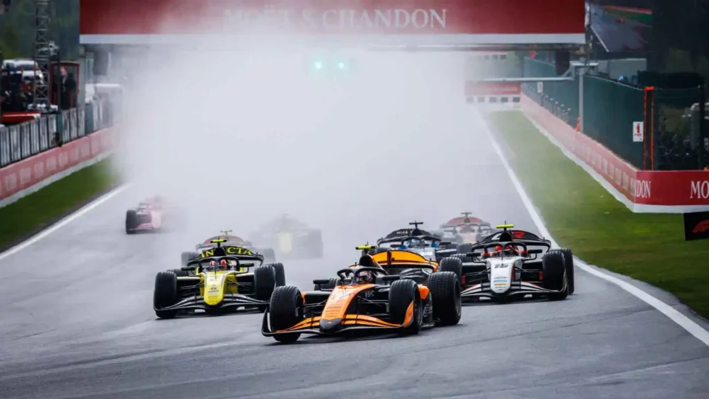 Alex Dunne fends off pressure from behind early on