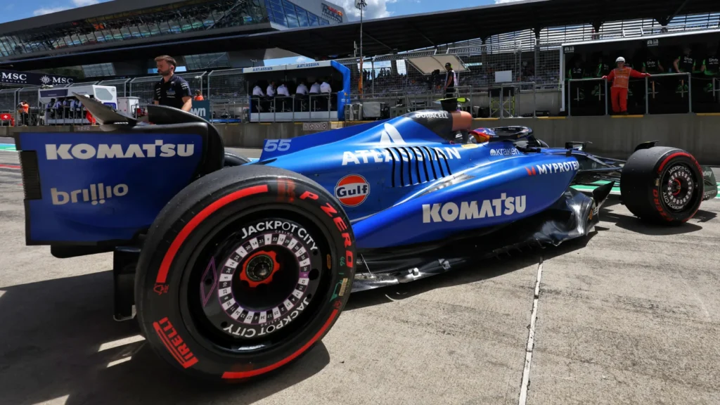 Fans will have the chance to contribute to Williams' livery in Brazil